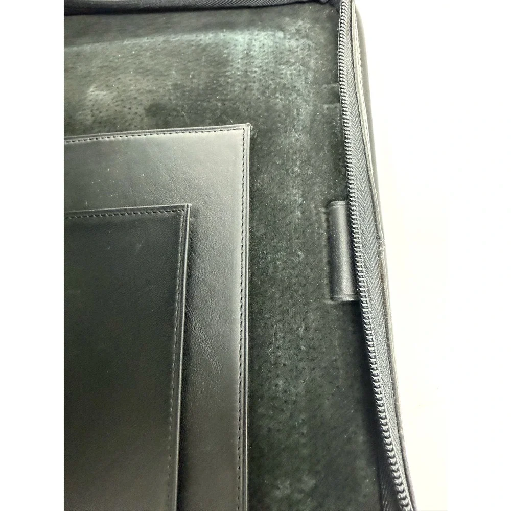 Franklin Covey Black Zip Around Planner Binder Organizer 1.5